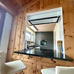 Chasa Stefania, Modernes Engadiner Haus Mit Wellness Und Sauna *