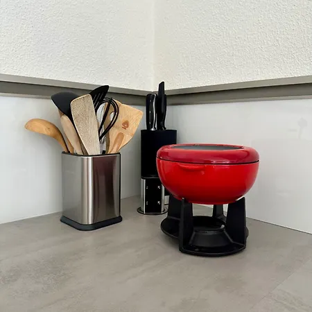 Chasa Stefania, Modernes Engadiner Haus Mit Wellness Und Sauna Scuol