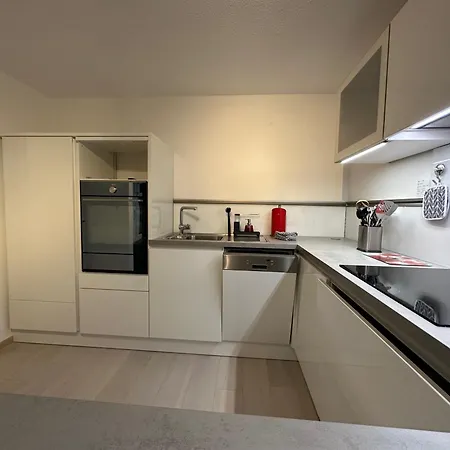 Chasa Stefania, Modernes Engadiner Haus Mit Wellness Und Sauna *