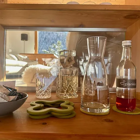 Chasa Stefania, Modernes Engadiner Haus Mit Wellness Und Sauna بيت للعطل *
