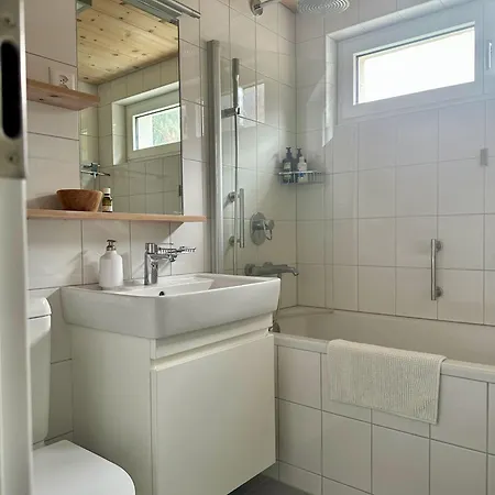 Dom wakacyjny Chasa Stefania, Modernes Engadiner Haus Mit Wellness Und Sauna
