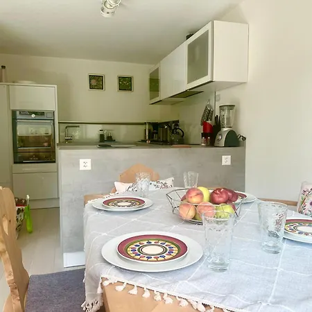 Chasa Stefania, Modernes Engadiner Haus Mit Wellness Und Sauna