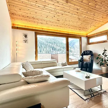 Hébergement de vacances Chasa Stefania, Modernes Engadiner Haus Mit Wellness Und Sauna