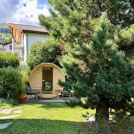 Chasa Stefania, Modernes Engadiner Haus Mit Wellness Und Sauna Casa de Férias *