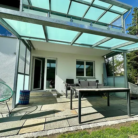 Chasa Stefania, Modernes Engadiner Haus Mit Wellness Und Sauna Σπίτι διακοπών *