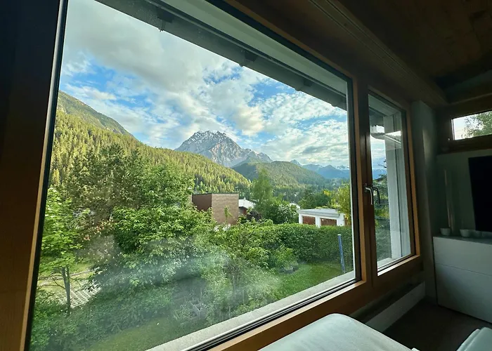 Vakantiehuis Chasa Stefania, Modernes Engadiner Haus Mit Wellness Und Sauna