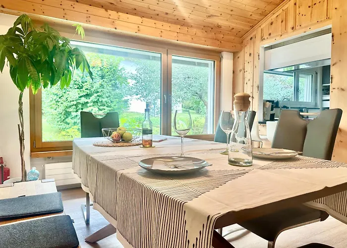 Chasa Stefania, Modernes Engadiner Haus Mit Wellness Und Sauna * Scuol