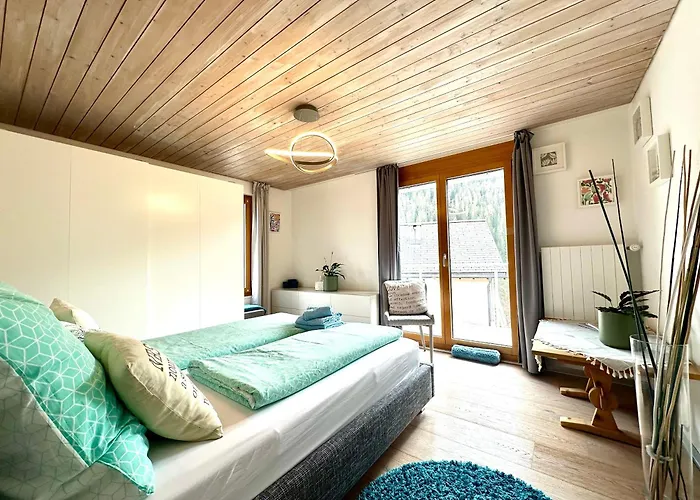 Chasa Stefania, Modernes Engadiner Haus Mit Wellness Und Sauna Scuol