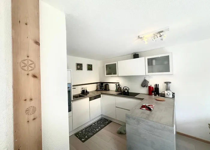 Chasa Stefania, Modernes Engadiner Haus Mit Wellness Und Sauna