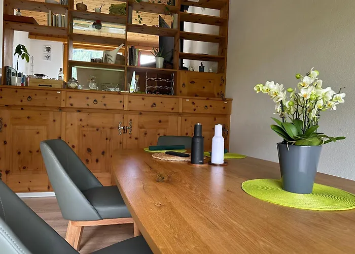 Casa de Férias Chasa Stefania, Modernes Engadiner Haus Mit Wellness Und Sauna *