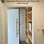 Chasa Stefania, Modernes Engadiner Haus Mit Wellness Und Sauna Holiday home *