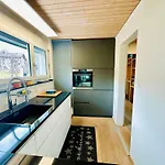 Holiday home Chasa Stefania, Modernes Engadiner Haus Mit Wellness Und Sauna *