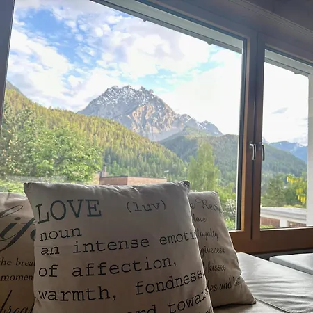 Nyaraló Chasa Stefania, Modernes Engadiner Haus Mit Wellness Und Sauna Scuol
