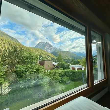 Nyaraló Chasa Stefania, Modernes Engadiner Haus Mit Wellness Und Sauna
